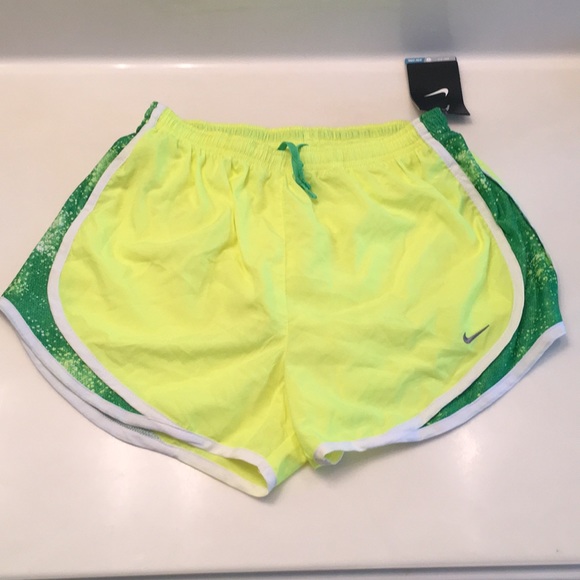 Nike women's dri fit running shorts - Picture 2 of 8